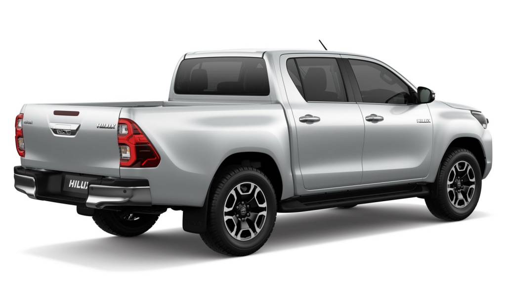 Toyota Hilux 2021 (3) Toyota Hilux 2021 (3)