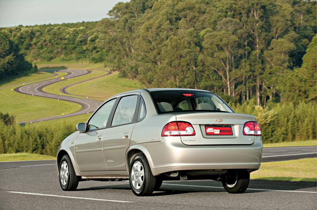 TESTE – CHEVROLET CLASSIC LS 1.0 Chevrolet anuncia recall de 235.845 Celta e Classic para troca de airbag