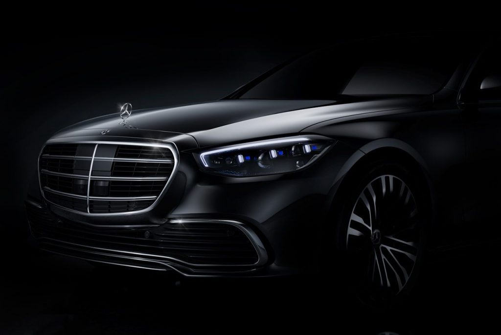 Mercedes-Benz Classe S ter&aacute; central multim&iacute;dia de Tesla e recursos de BMW