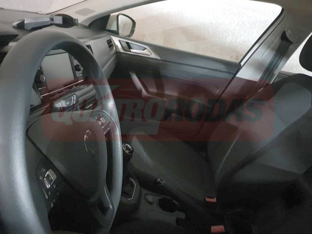 Volkswagen Nivus 170TSI manual (5) Volkswagen Nivus 170TSI manual (5)