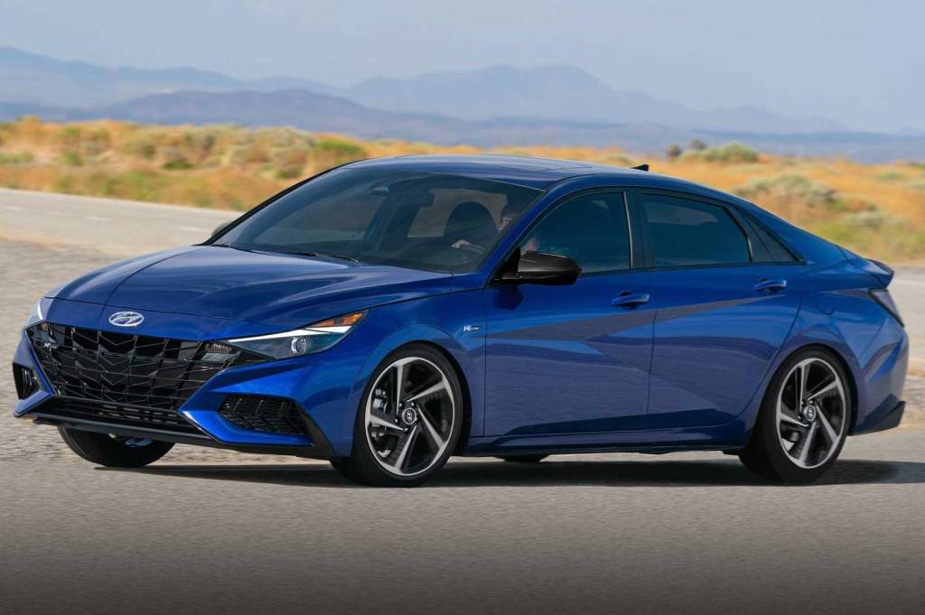 Rival do VW Jetta GLI, Hyundai Elantra N Line tem 200 cv e câmbio manual