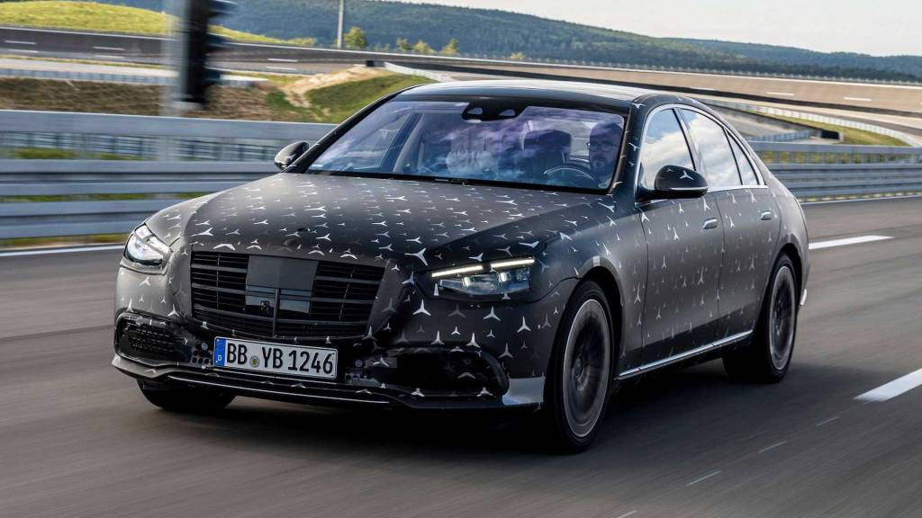 Mercedes Classe S Novo Mercedes Classe S terá tecnologia inédita de iluminação interna