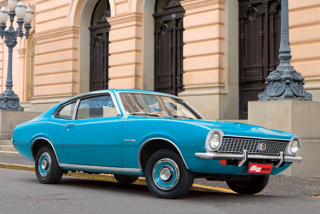 Ford Maverick 4cc GRANDES BRASILEIROS Maverick OHC quatro cilindros, ano 1975.