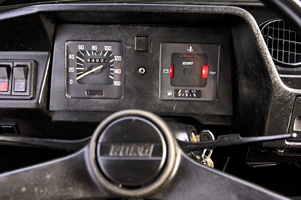 Grandes Carros Mostradores do 147 Pick-Up, modelo 1980 da Fiat, do mecânico paulista Marco Antônio Parma, testado pela revista Quatro Rodas.