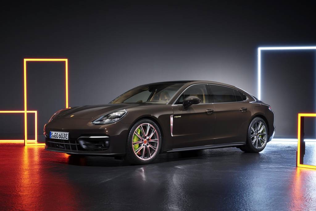 Porsche Panamera 2021 (1) Porsche Panamera 2021 (1)