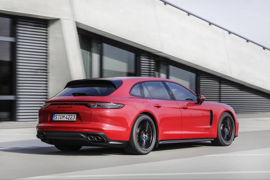 Porsche Panamera 2021 (15) Porsche Panamera 2021 (15)