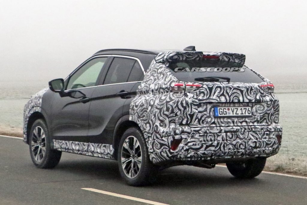 Flagra Prototipo Eclipse Cross 2021