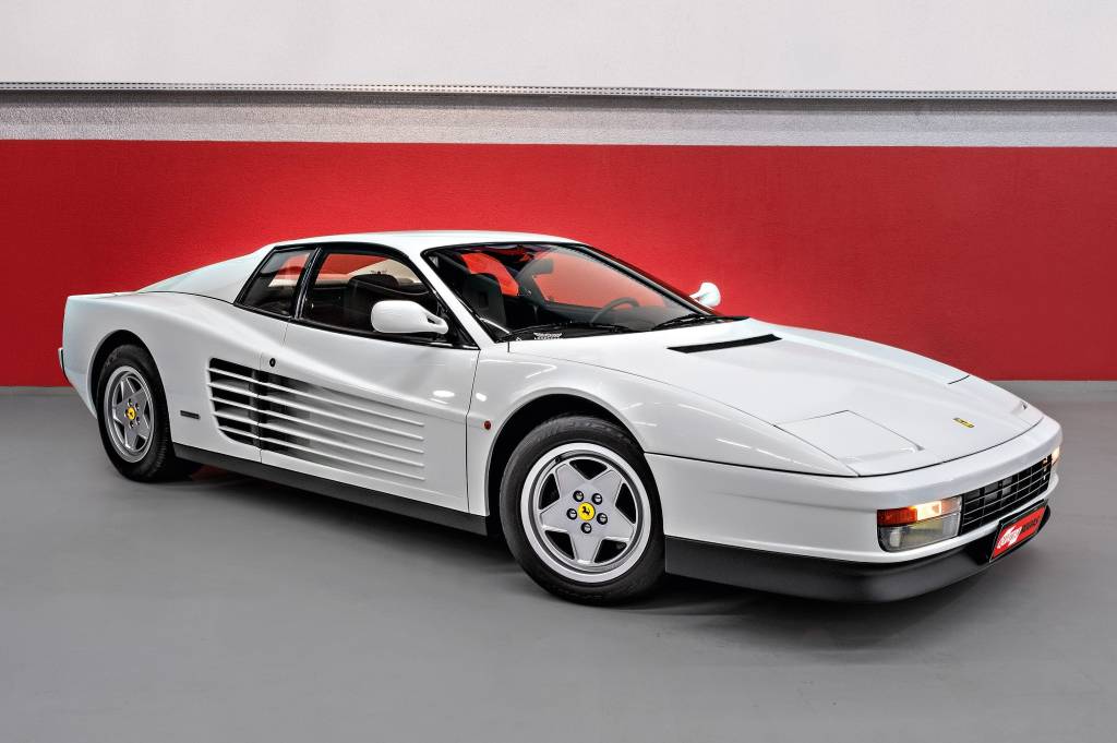 Ferrari Testarossa revolucionou com motor da F1 e já se tornou clássico
