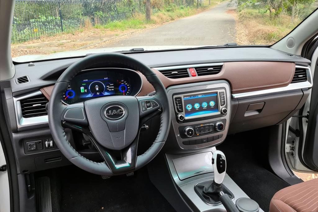 JAC iEV330P (4) JAC iEV330P (4)