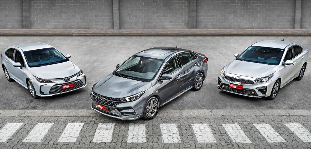 QR-737-COMPARA-SEDANS-ABRE QR-737-COMPARA-SEDANS-ABRE