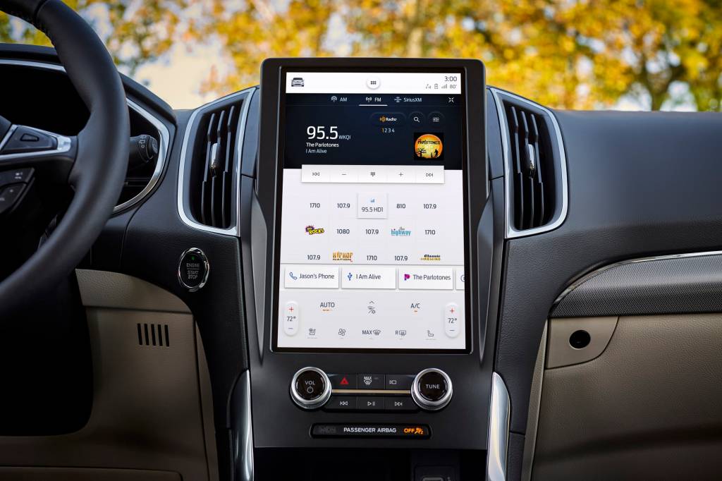 Ford Edge 2021 é lançado com central multimídia gigante ao estilo Tesla