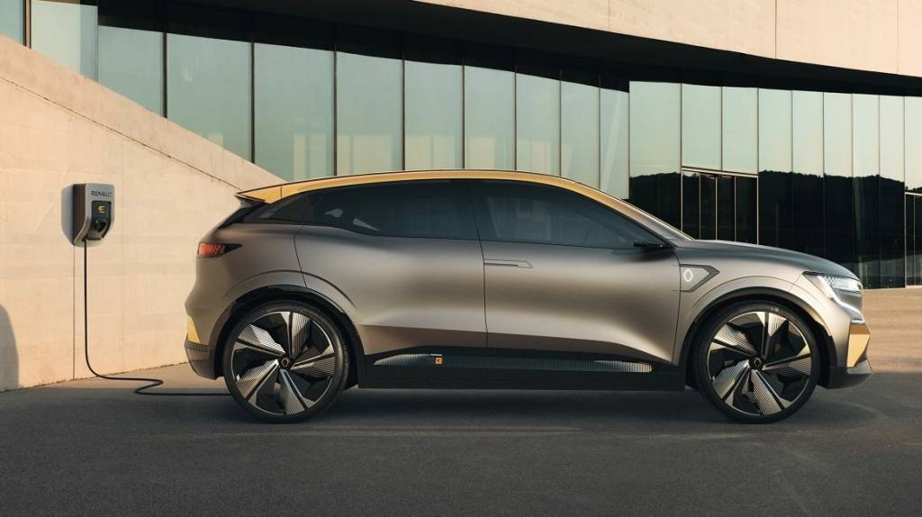 6-2020 – Mégane eVision 6-2020 – Mégane eVision