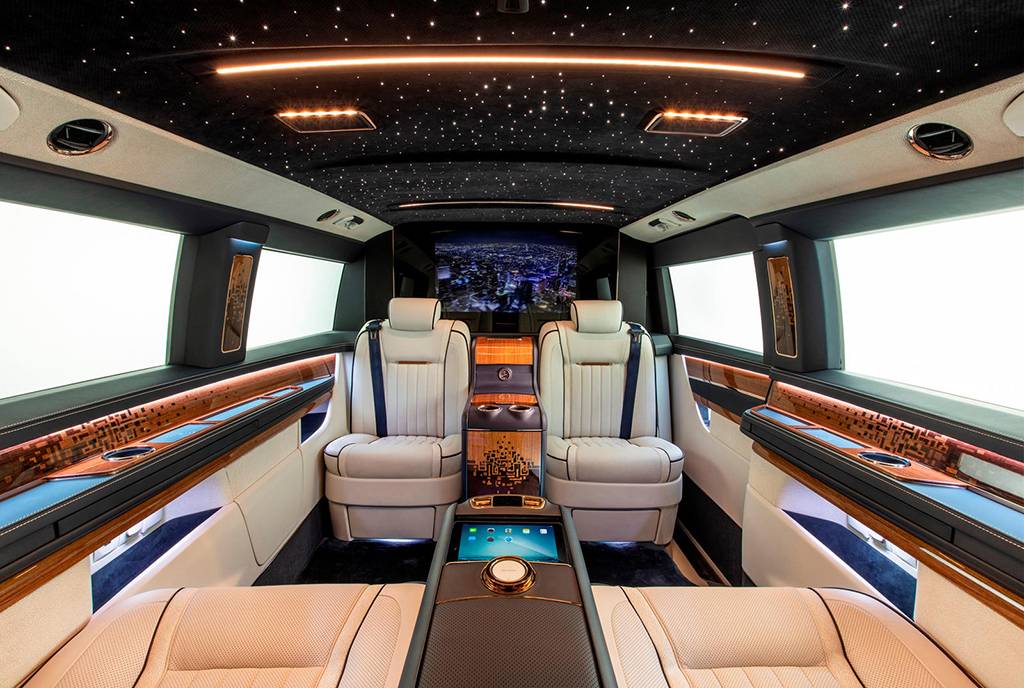 Mercedes-Benz Classe V ganha versão com ouro 24k e couro de Rolls-Royce
