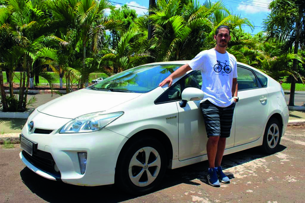 Falha no freio do Toyota Prius tem solução grátis nos EUA – no Brasil não