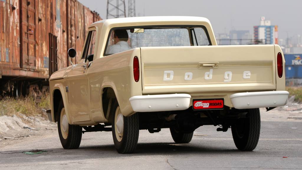 Picape Dodge D 100, ano 1970 da Chrysler, pertencente ao proprietario Fábio Stei_3