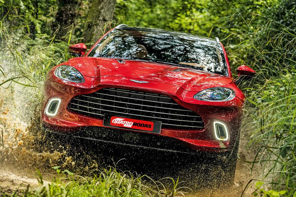 Aston Martin DBX é o SUV esportivo para o 007 dos novos tempos