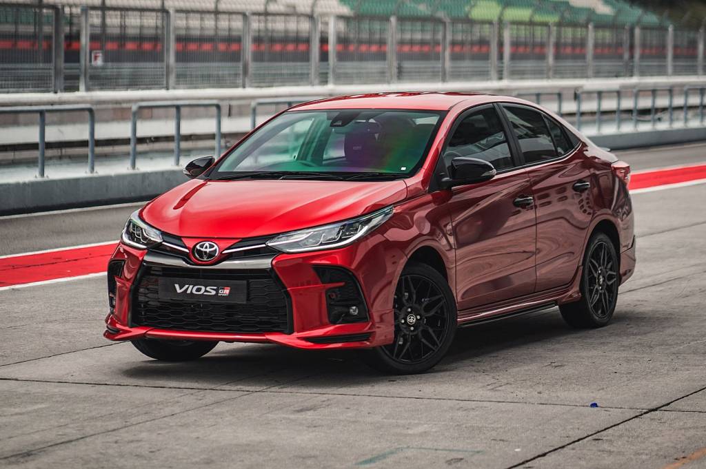 Toyota Yaris GR Sport segue receita do Corolla e ganha novo câmbio CVT