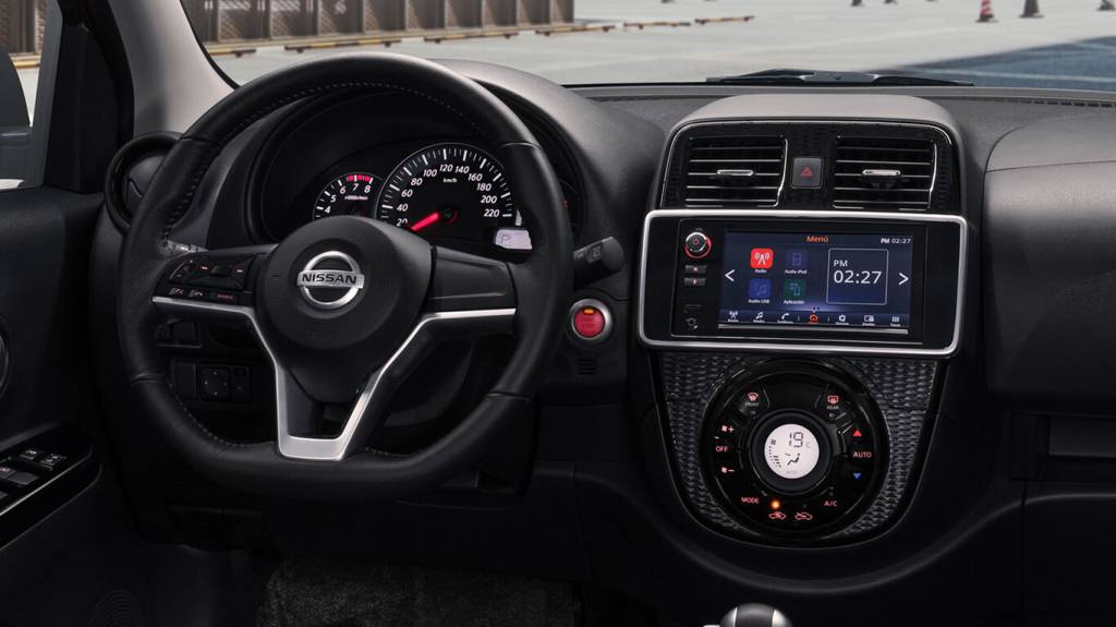 March mexicano 2021 painel Sem confirmação da Nissan, fontes locais dão conta que todas as versões contarão com central multimídia
