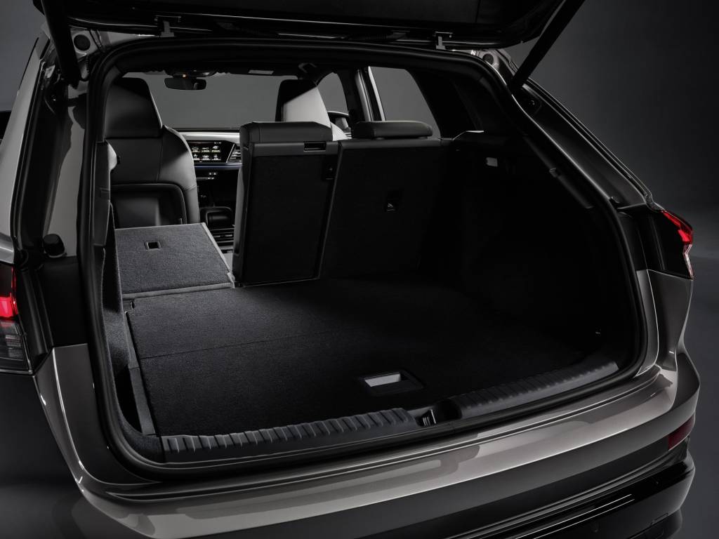 Audi Q4 e-tron Audi Q4 e-tron
