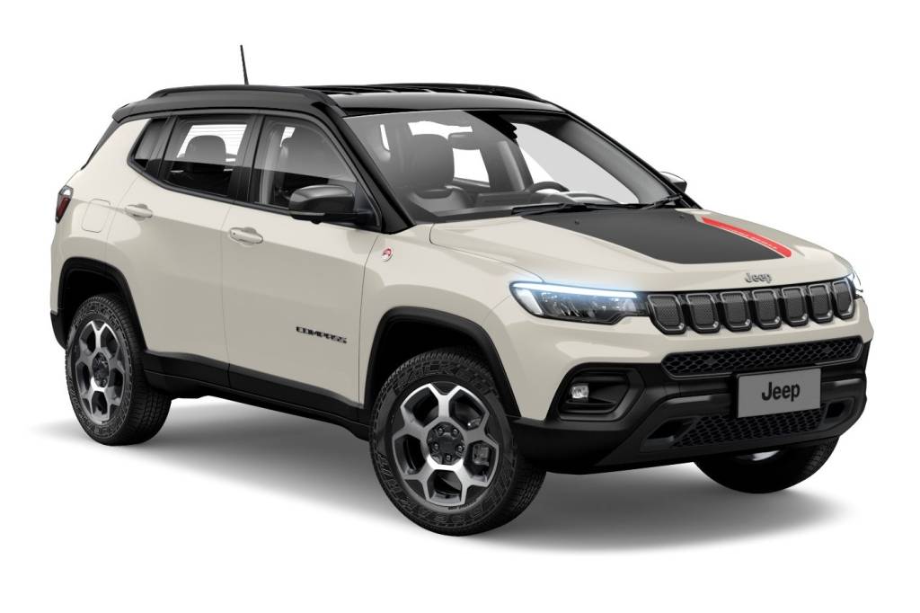 NovoCompass_Trailhawk_BrancoPolar Novo Compass Trailhawk chegou ao Brasil sem motor elétrico e com 170 cv de sempre. Há, entretanto, boas novidades estéticas e tecnologia de série da linha 2022