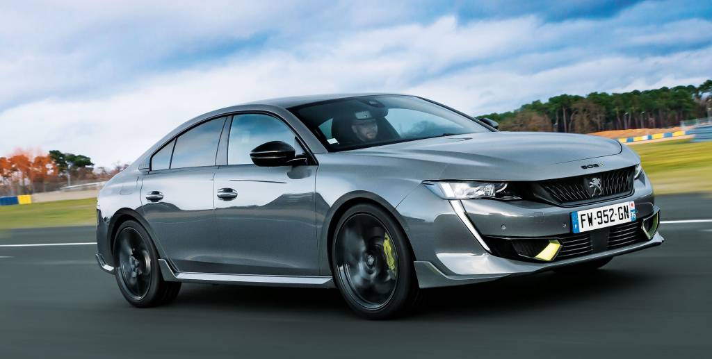 Peugeot 508 PSE é sedã esportivo que promete consumo de 50 km/l