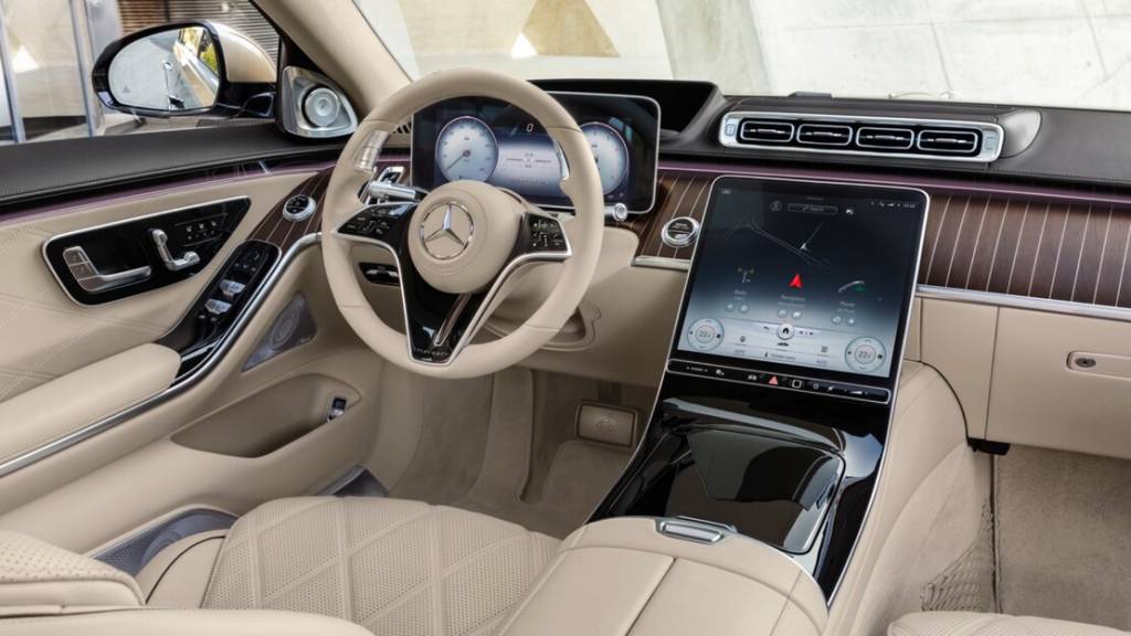 2022-Mercedes-Maybach-S680-V124 2022-Mercedes-Maybach-S680-V12