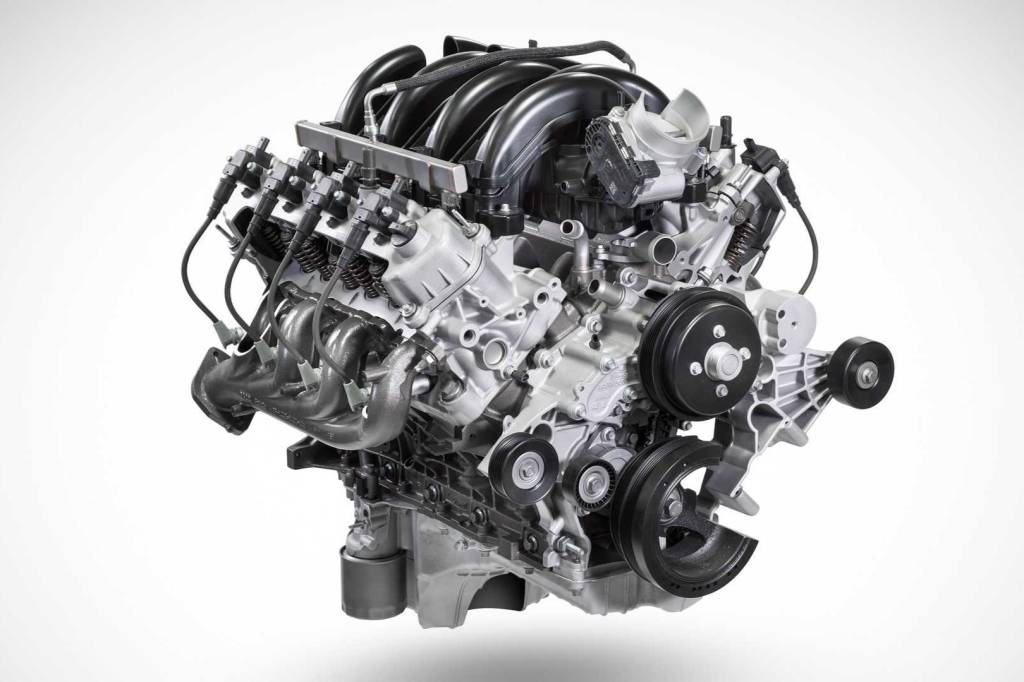 Ford pode lançar motor versão biturbo do motor V8 7.3 da F-250 Super Duty