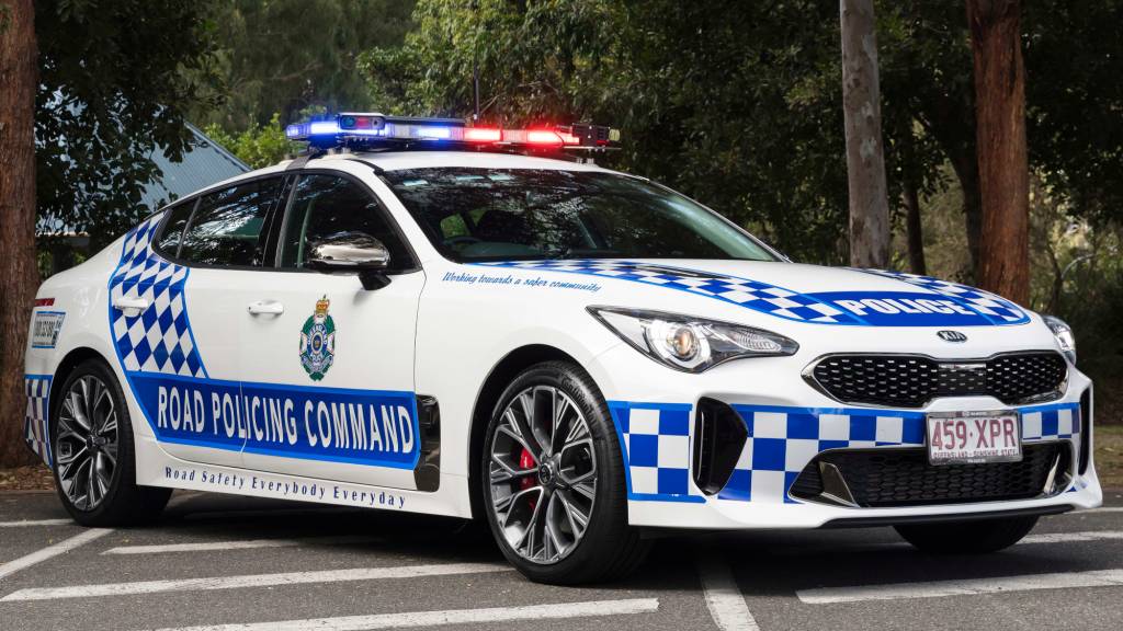 Kia Stinger GT policia australiana frente Kia Stinger GT policia australiana frente