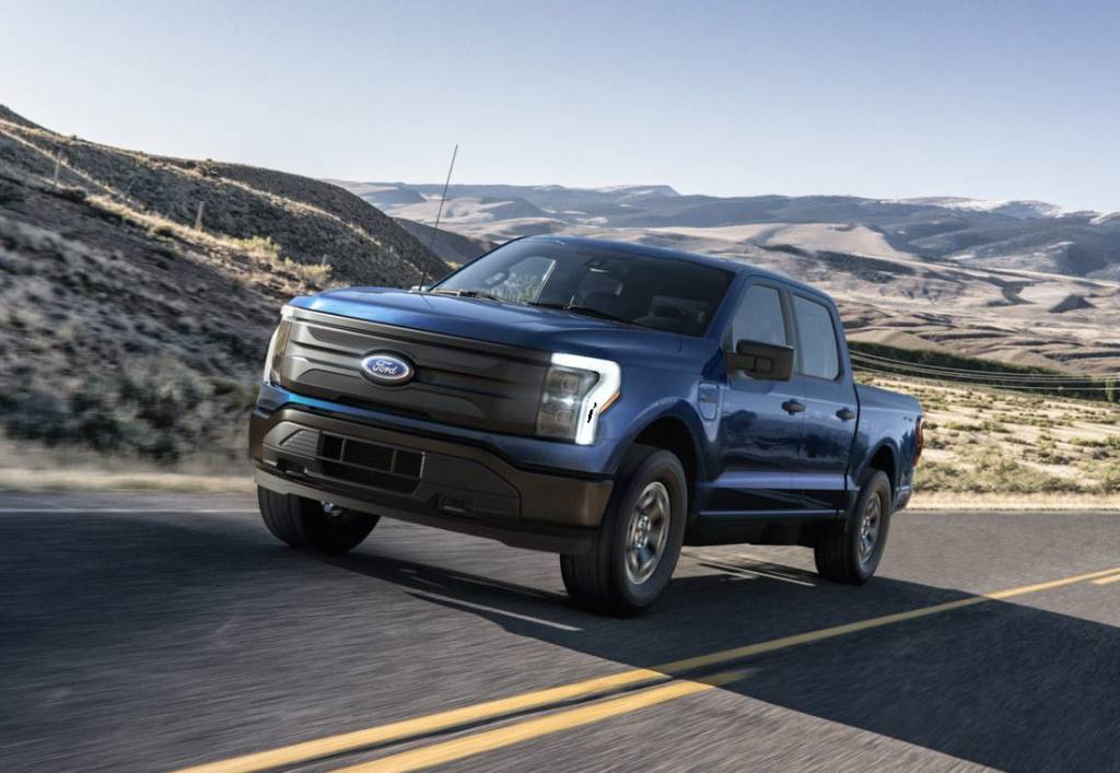 2022 F-150 Lightning Pro Ford F-150 elétrica básica tem visual simples por equivalente a R$ 213.000