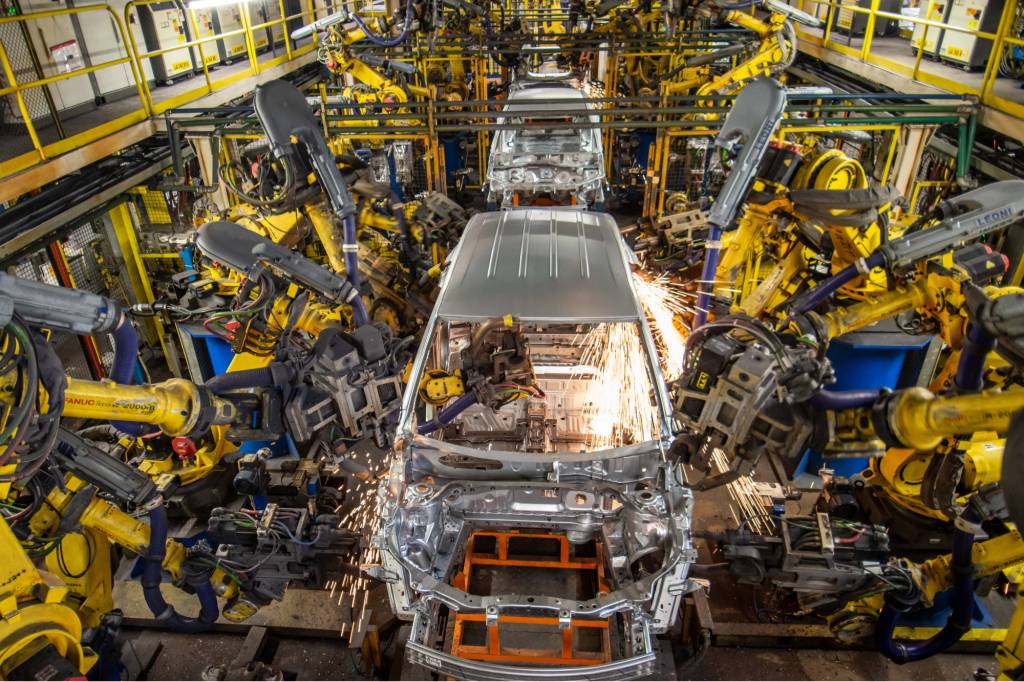 Por crise dos semicondutores, pode faltar carros novos no Brasil até 2022