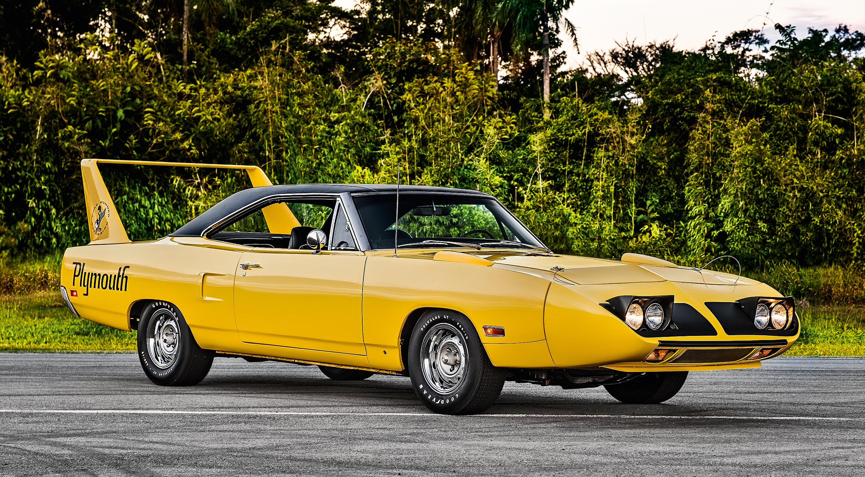 Plymouth Superbird: o mais famoso V8 das pistas da Nascar nos anos 70