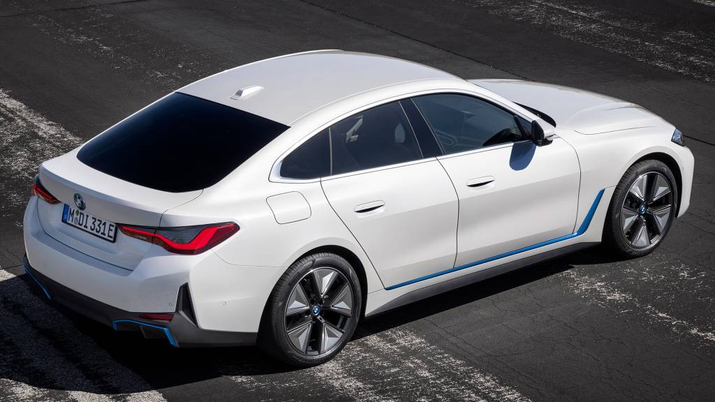 Novo BMW i4