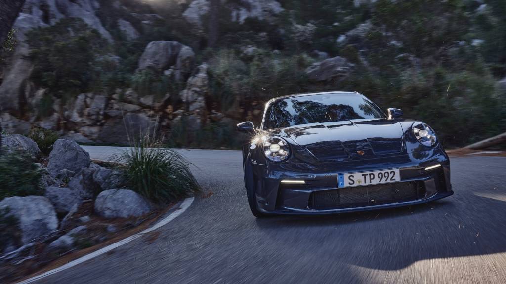 Porsche 911 GT3 Touring 2022 13 Porsche 911 GT3 Touring 2022 prata vista de frente