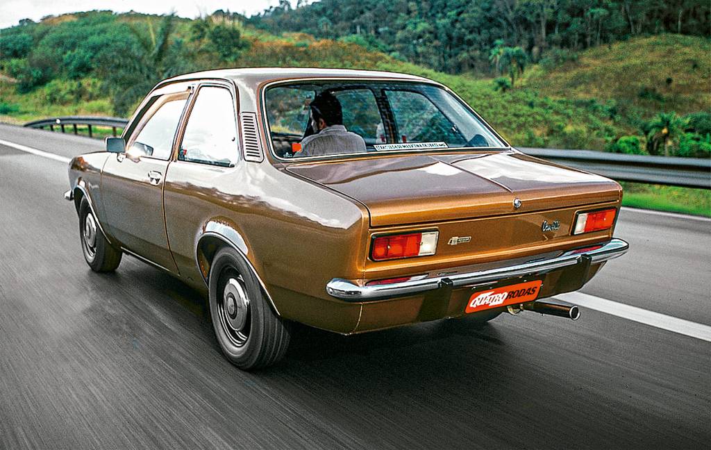 Chevette, da Chevrolet, automóvel testado pela Revista Quatro Rodas. Chevette, da Chevrolet, automóvel testado pela Revista Quatro Rodas.