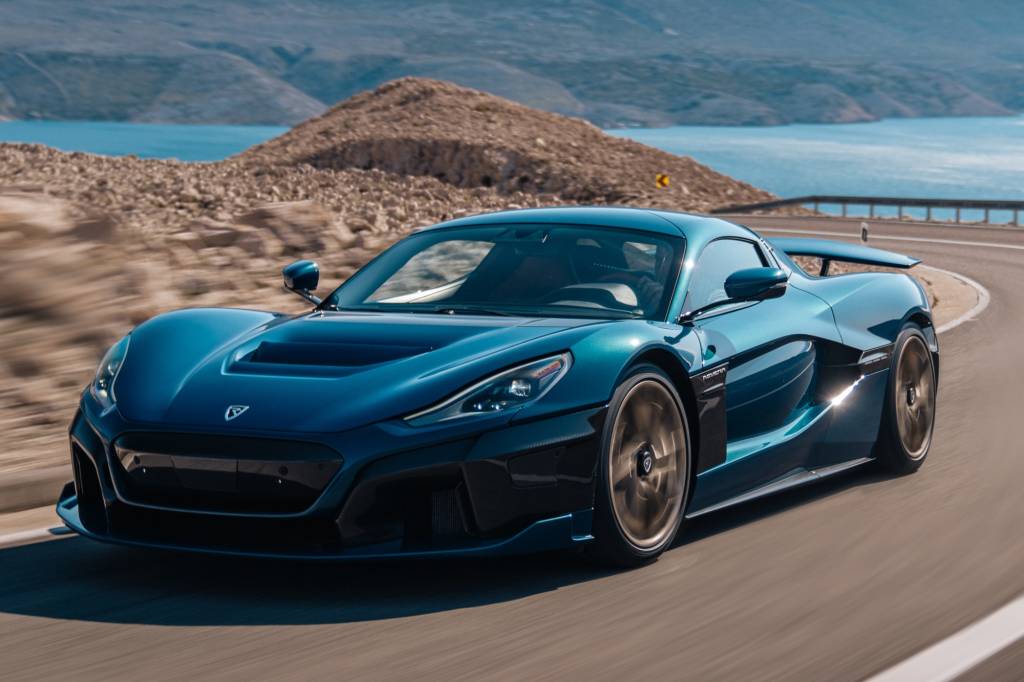 Rimac Nevera se supera e crava tempo recorde no quarto de milha