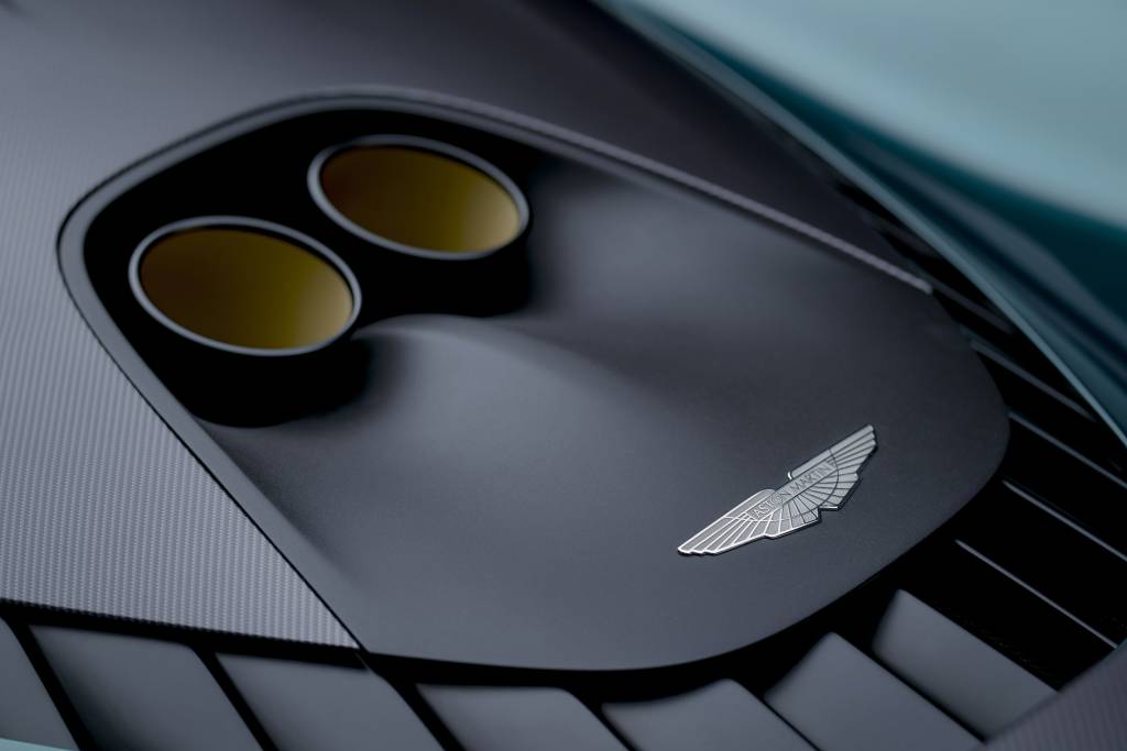 ASTON MARTIN VALHALLA 7 Escapamento do Aston Martin Valhalla