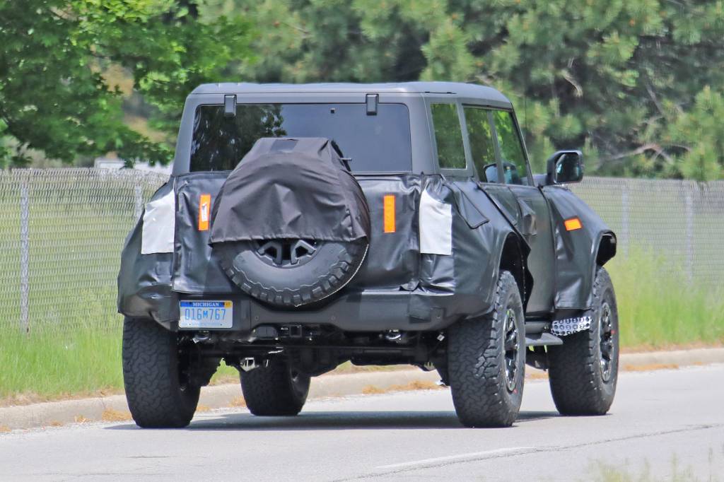 Bronco_Raptor_traseira protótipo bronco raptor frente
