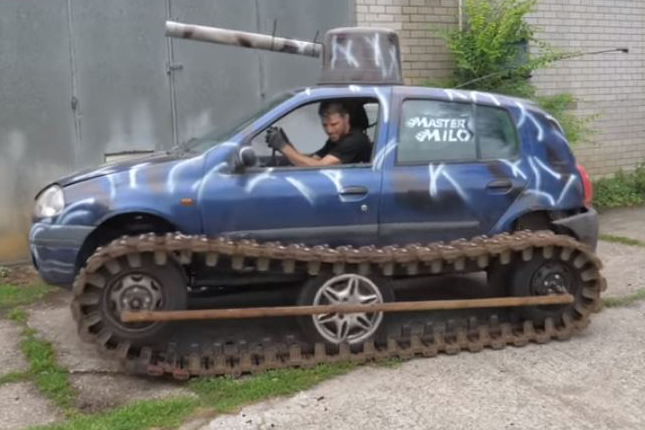 Youtuber transforma Renault Clio em tanque de guerra funcional