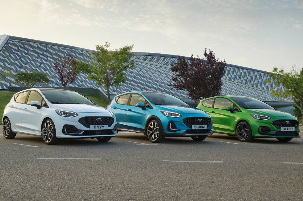 Longe do Brasil, Ford Fiesta 2022 é 1.0 híbrido que faz mais de 20 km/l
