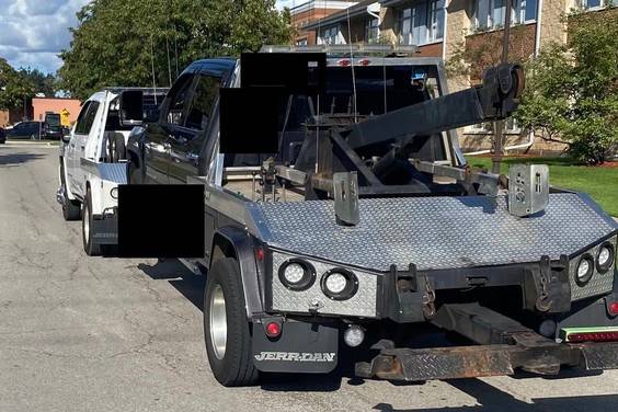Rachas e acrobacias com reboque se tornam práticas recorrentes no Canadá