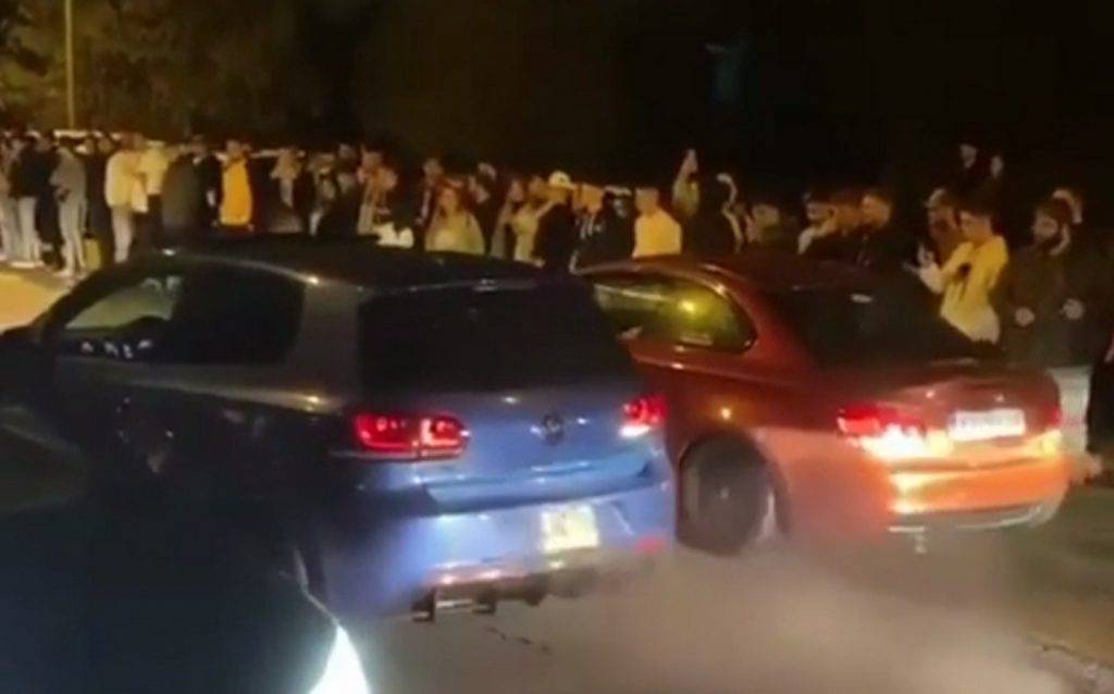 Motorista se confunde e Volkswagen Golf R larga de ré em corrida ilegal