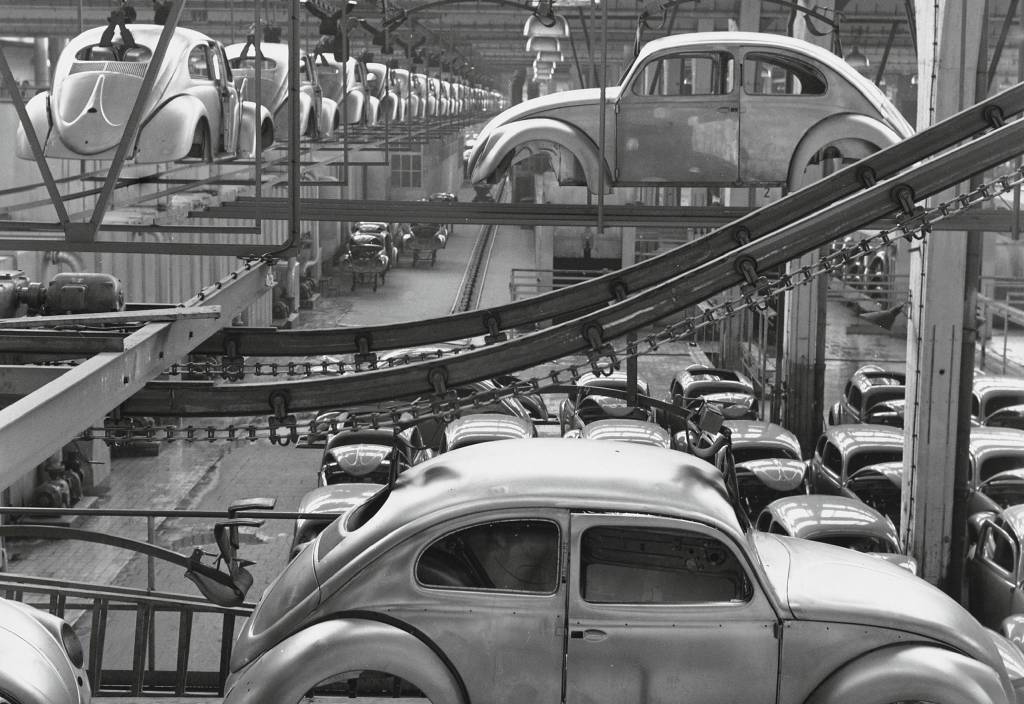 Production: Beetle (1955) Produção do Fusca em Wolfsburg, 1955