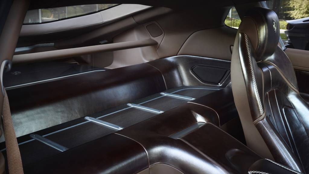 FERRARI BR20 2021 1 Interior da Ferrari BR20