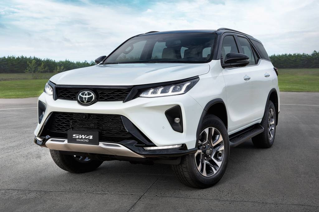 Toyota SW4 2024 tem ‘turbão’ da Hilux e beira os R$ 440.000