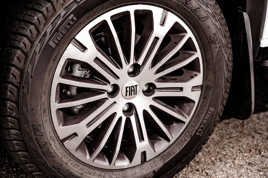 Fiat Strada Ranch CVT Fiat Strada Ranch CVT