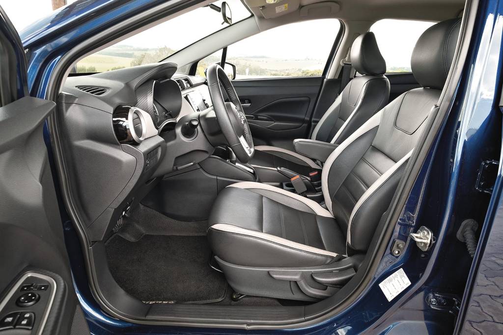 Nissan Versa Nissan Versa