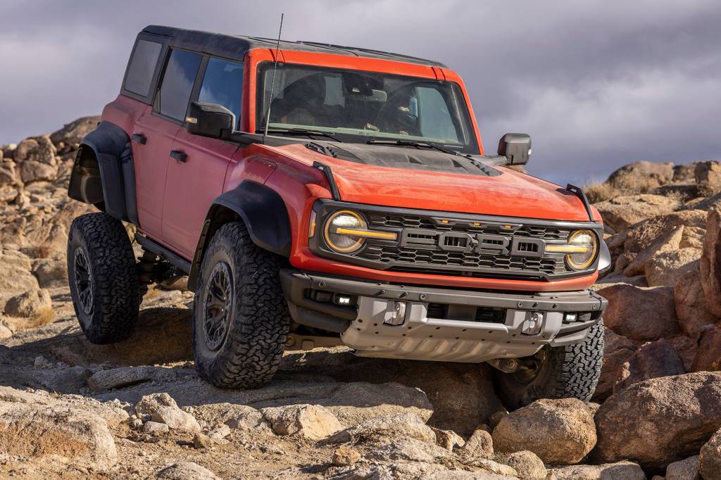 Novo Bronco Raptor tem 405 cv e supera qualquer Ford no fora-de-estrada
