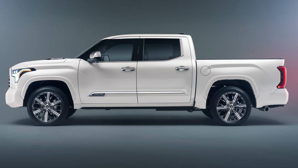 2022_Toyota_Tundra_Capstone_002 2022_Toyota_Tundra_Capstone_002