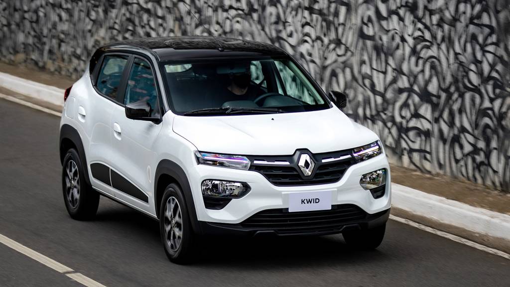 Renault Kwid Intense biton se destaca pelo teto em segunda cor