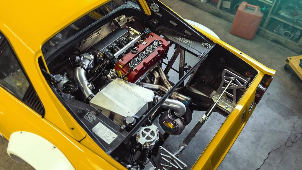 Ferrari 308 com motor Honda